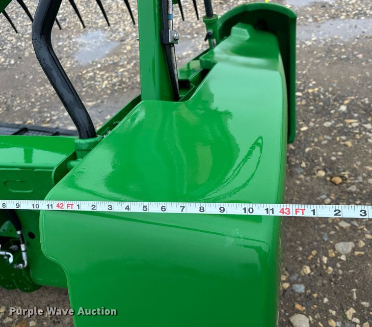 image for item YA1547 2025 John Deere RDF40 HydraFlex flex draper head