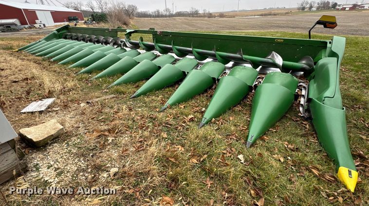 image for item YA1602 2021 John Deere C16R corn head
