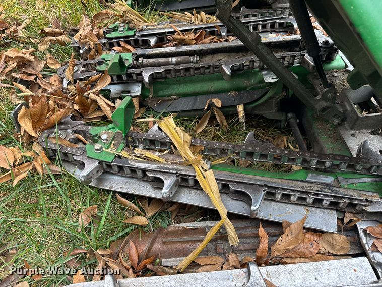 image for item YA1602 2021 John Deere C16R corn head