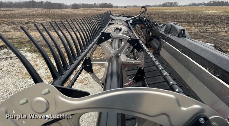 image for item YA1615 2022 MacDon FD2 flex draper head