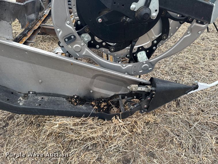 image for item YA1615 2022 MacDon FD2 flex draper head