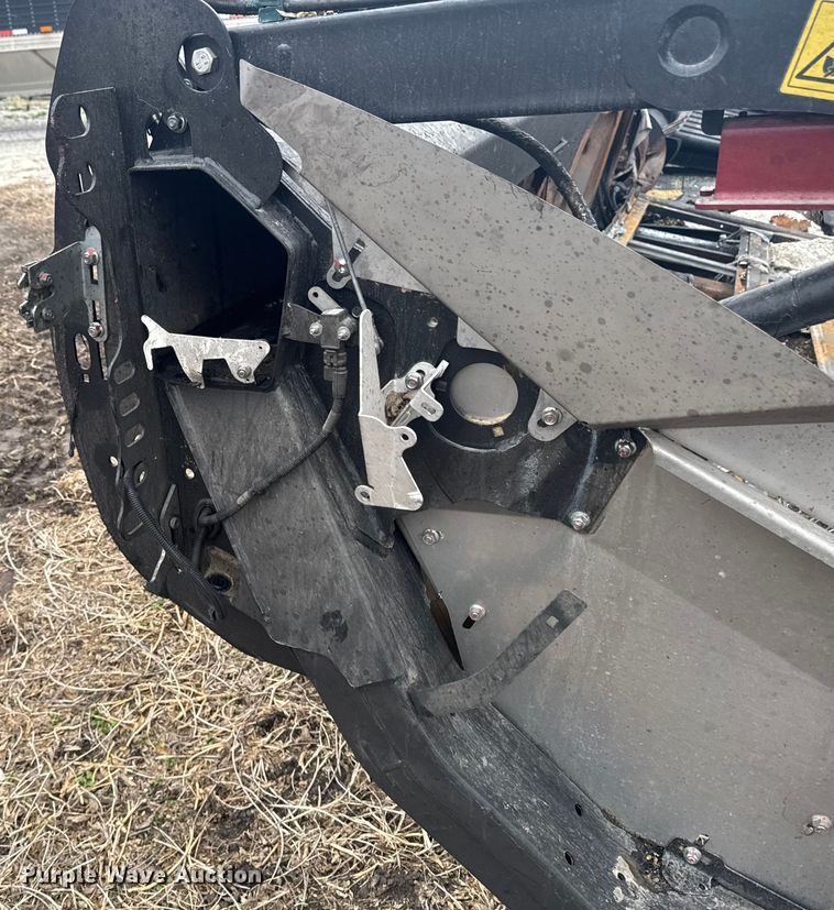 image for item YA1615 2022 MacDon FD2 flex draper head