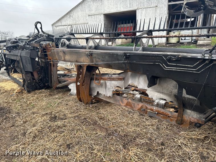 image for item YA1615 2022 MacDon FD2 flex draper head