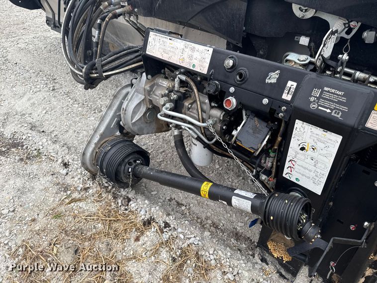 image for item YA1615 2022 MacDon FD2 flex draper head