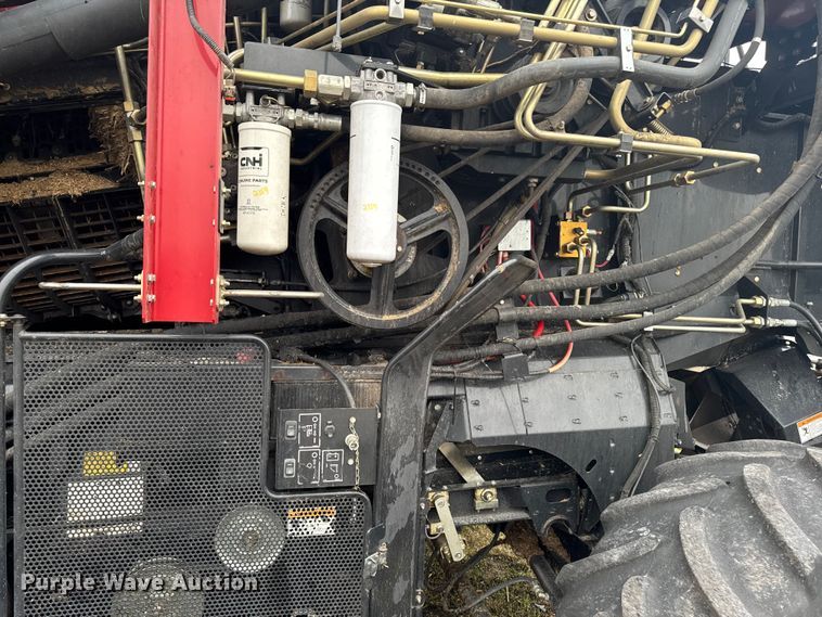 image for item YA1616 Case IH 8120 combine