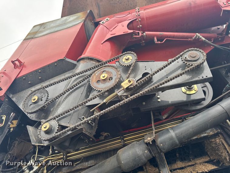 image for item YA1616 Case IH 8120 combine