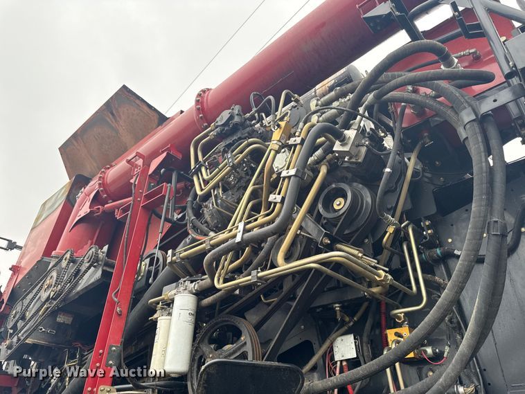 image for item YA1616 Case IH 8120 combine