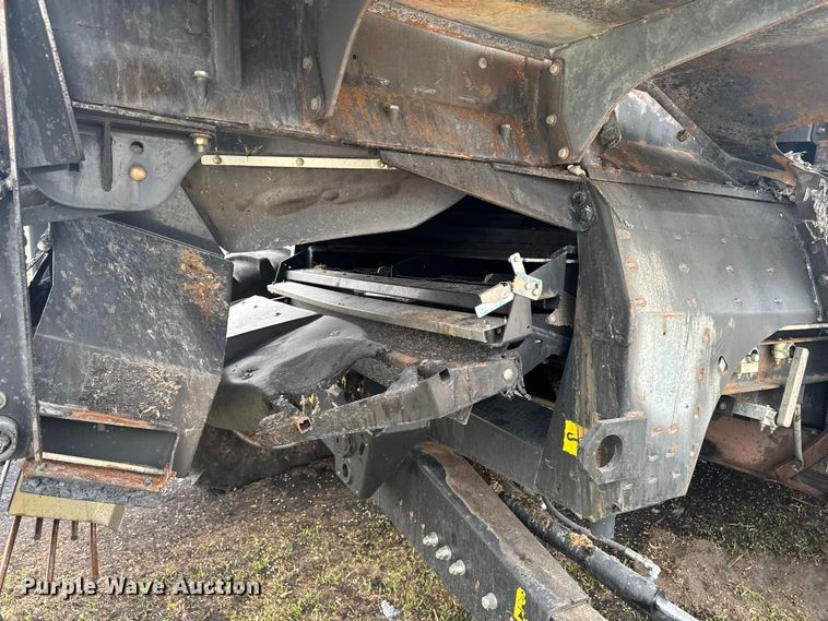 image for item YA1616 Case IH 8120 combine