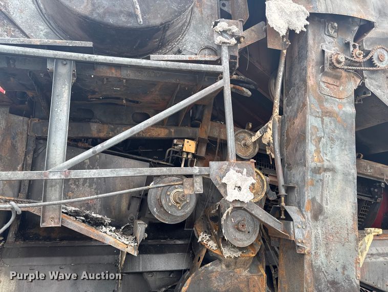 image for item YA1616 Case IH 8120 combine