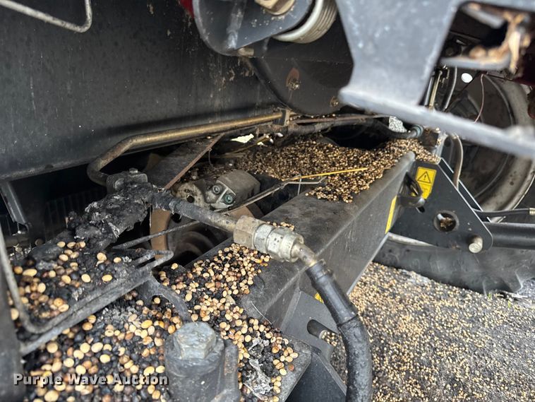 image for item YA1616 Case IH 8120 combine