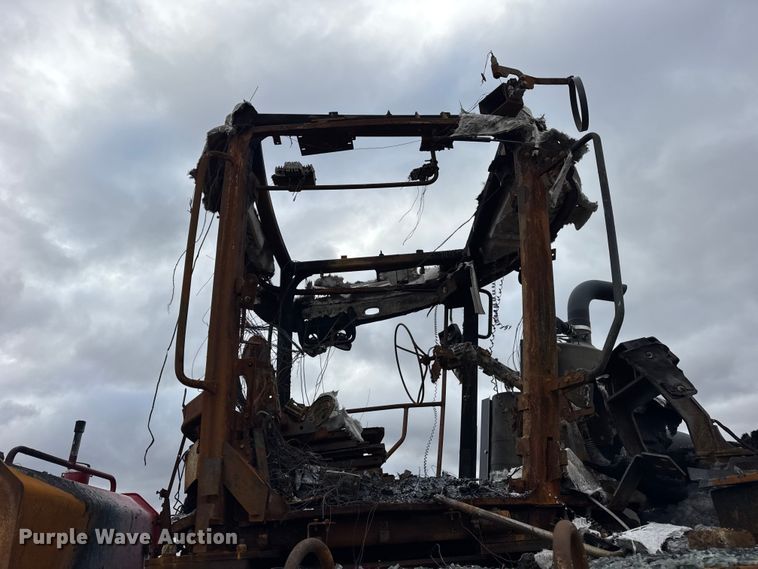 image for item YA1621 Case IH 620 QuadTrac 4WD tractor