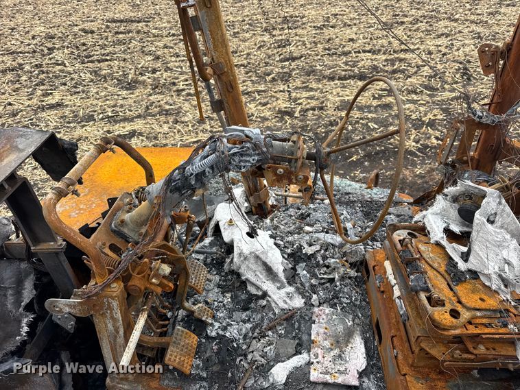 image for item YA1621 Case IH 620 QuadTrac 4WD tractor