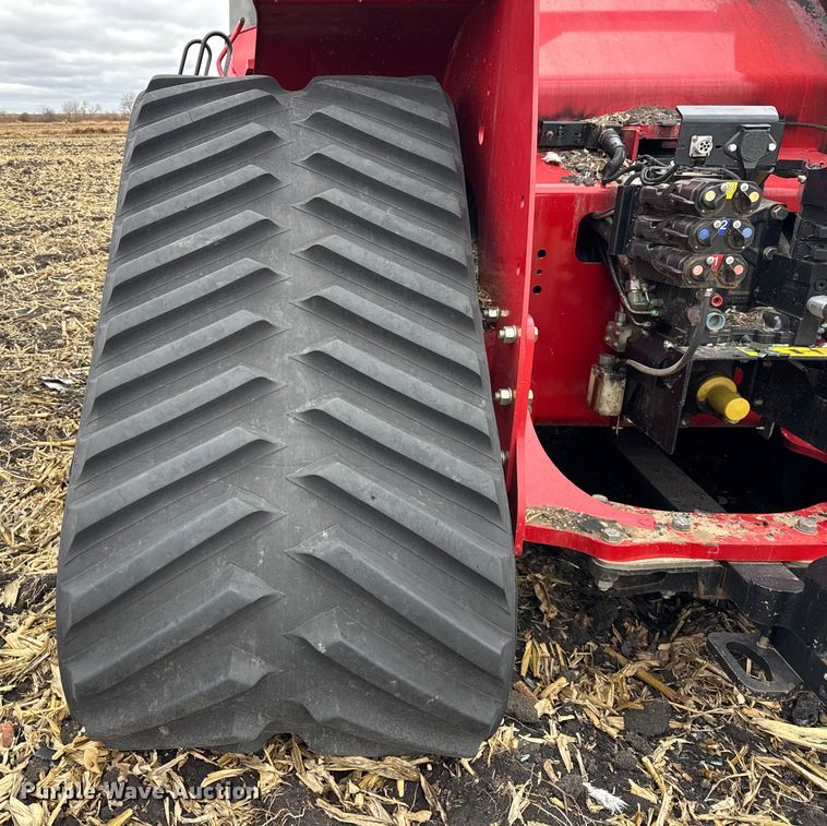 image for item YA1621 Case IH 620 QuadTrac 4WD tractor