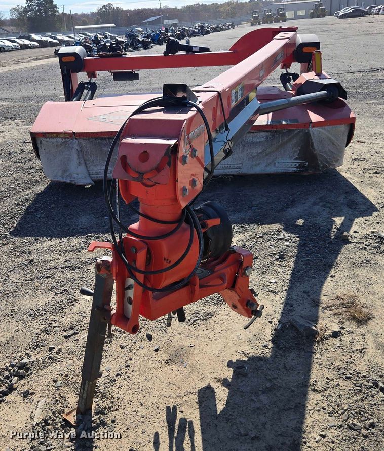 image for item YA1623 2018 Kuhn GMD3151TL disc mower