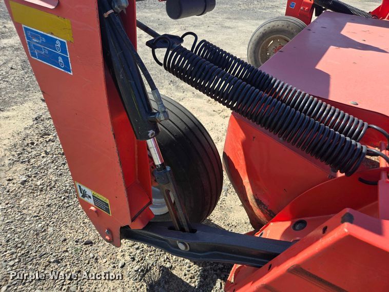 image for item YA1623 2018 Kuhn GMD3151TL disc mower