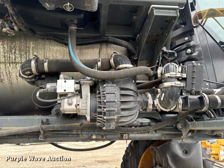 image for item YA1648 2024 Hagie STS16 sprayer