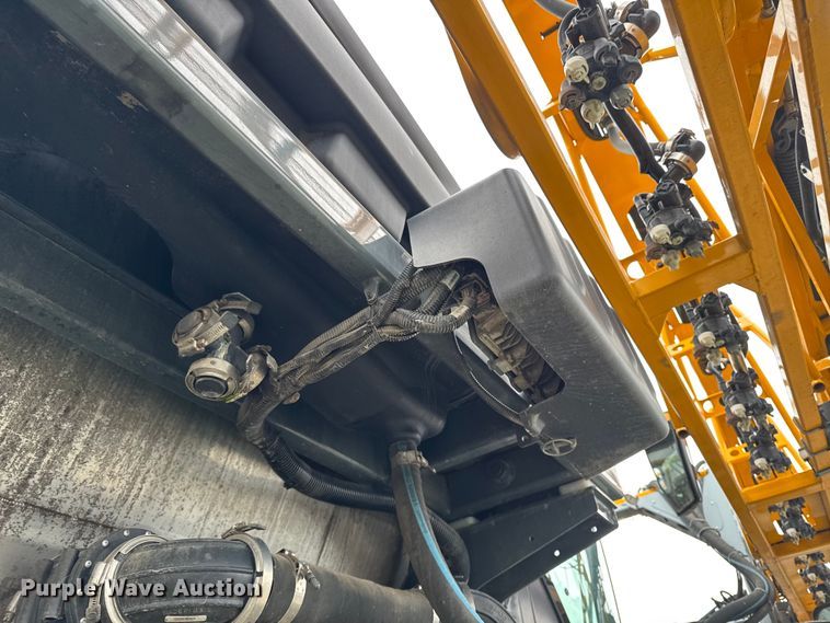 image for item YA1648 2024 Hagie STS16 sprayer