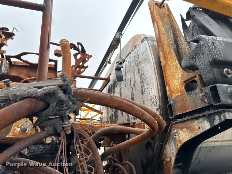 image for item YA1648 2024 Hagie STS16 sprayer