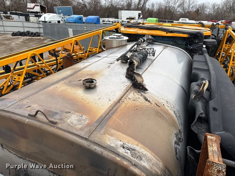 image for item YA1648 2024 Hagie STS16 sprayer