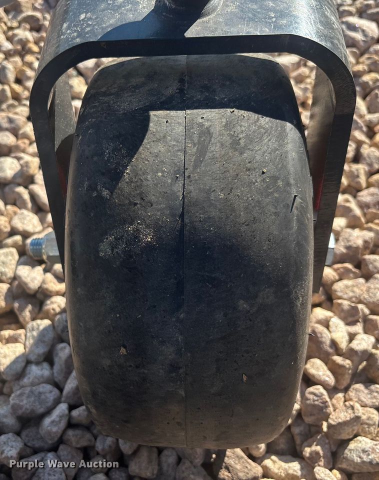 image for item YA1683 2024 Bobcat ZT6100 ZTR lawn mower