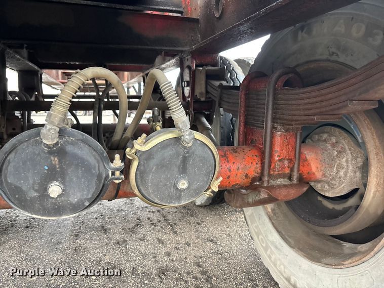 image for item DK0044 2003 AMC Holland flatbed trailer