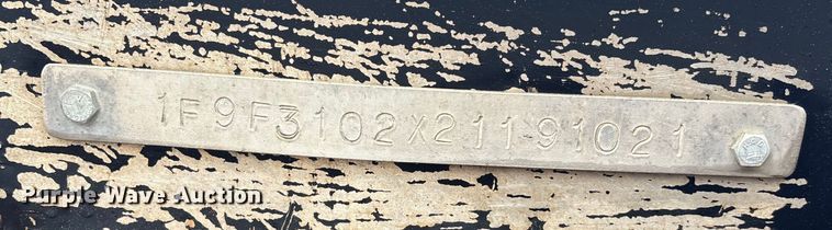 image for item DK0044 2003 AMC Holland flatbed trailer