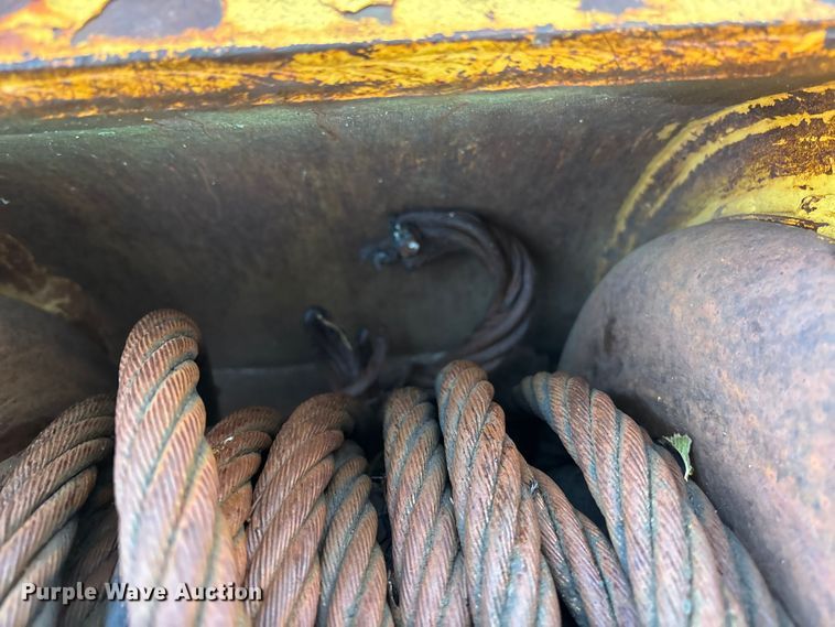 image for item DK0163 Caterpillar 53 winch