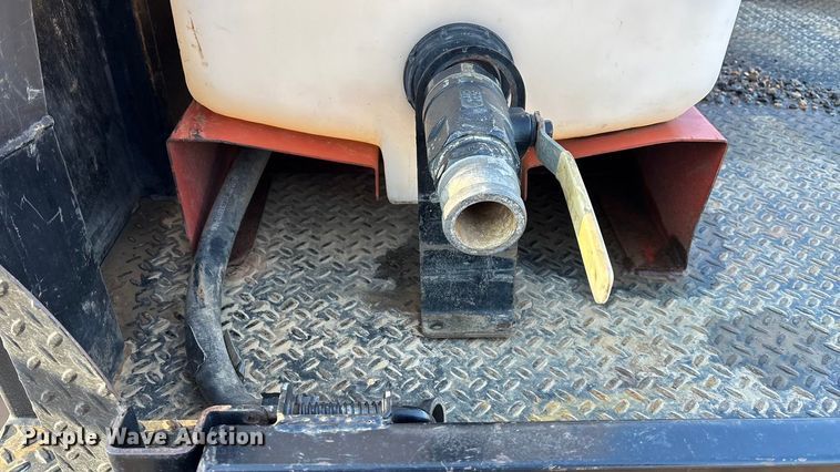 image for item DK0170 2022 Ford F350 Super Duty flatbed pickup truck