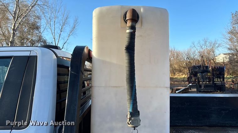 image for item DK0170 2022 Ford F350 Super Duty flatbed pickup truck