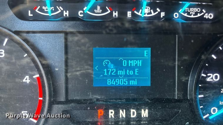 image for item DK0170 2022 Ford F350 Super Duty flatbed pickup truck