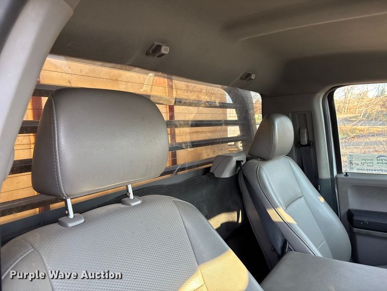 image for item DK0170 2022 Ford F350 Super Duty flatbed pickup truck