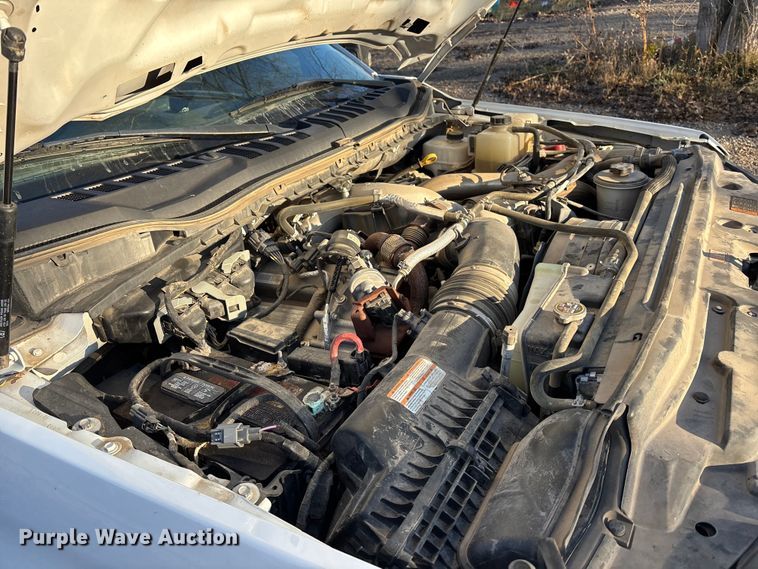 image for item DK0170 2022 Ford F350 Super Duty flatbed pickup truck