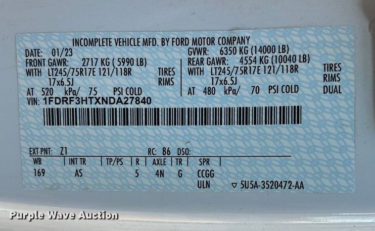 image for item DK0170 2022 Ford F350 Super Duty flatbed pickup truck