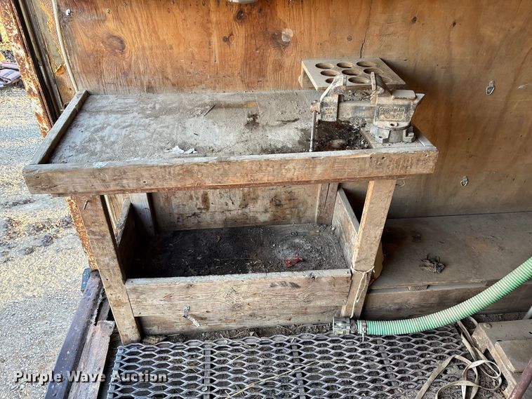 image for item DK0171 1994 International 9200 9200 box truck