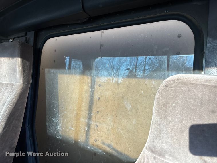 image for item DK0171 1994 International 9200 9200 box truck