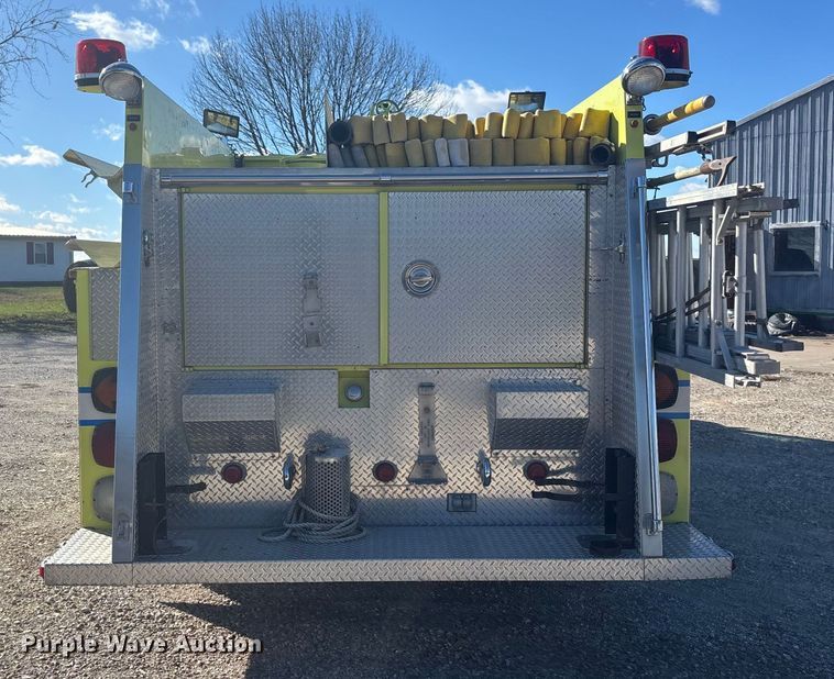 image for item DK0199 1986 Ford C8000 fire truck