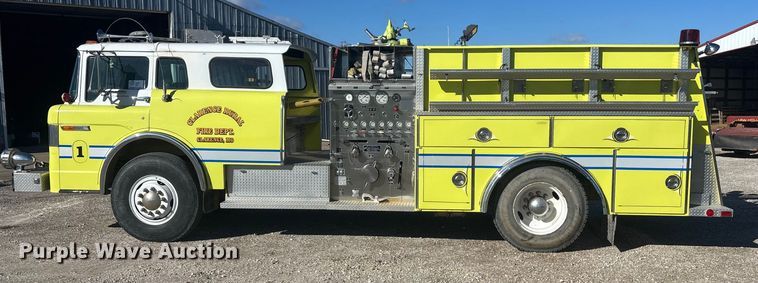 image for item DK0199 1986 Ford C8000 fire truck