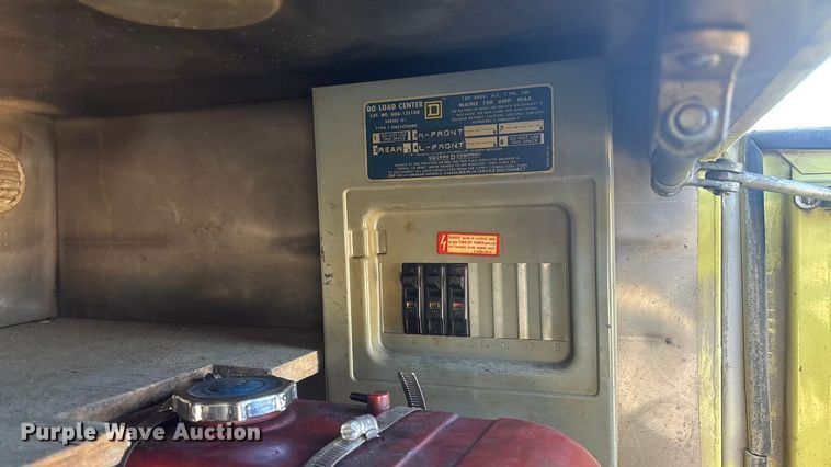 image for item DK0199 1986 Ford C8000 fire truck