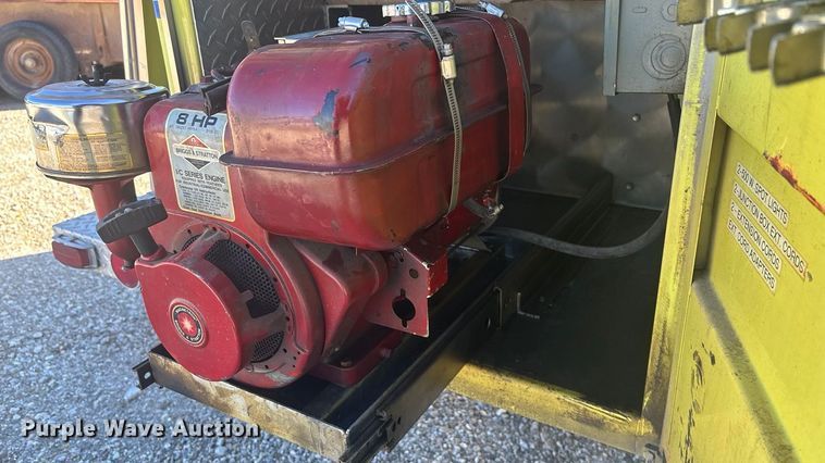 image for item DK0199 1986 Ford C8000 fire truck