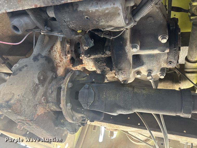 image for item DK0199 1986 Ford C8000 fire truck