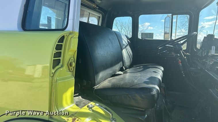 image for item DK0199 1986 Ford C8000 fire truck