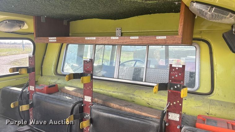 image for item DK0199 1986 Ford C8000 fire truck