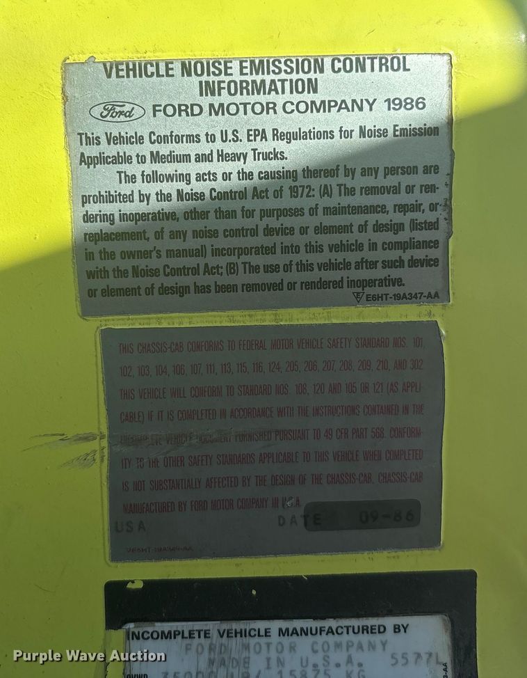 image for item DK0199 1986 Ford C8000 fire truck