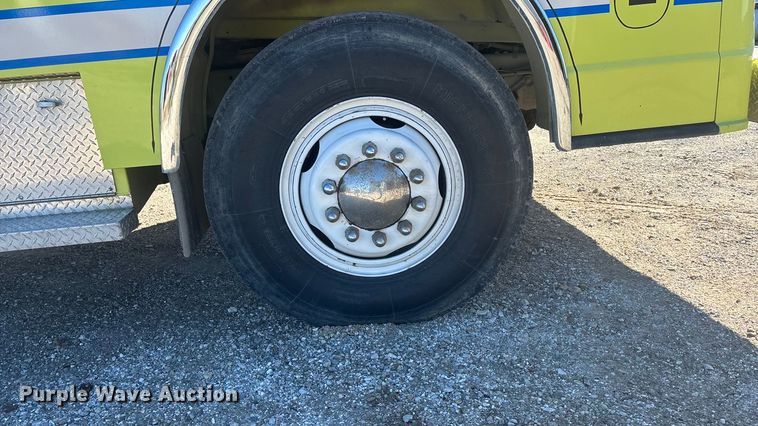 image for item DK0199 1986 Ford C8000 fire truck