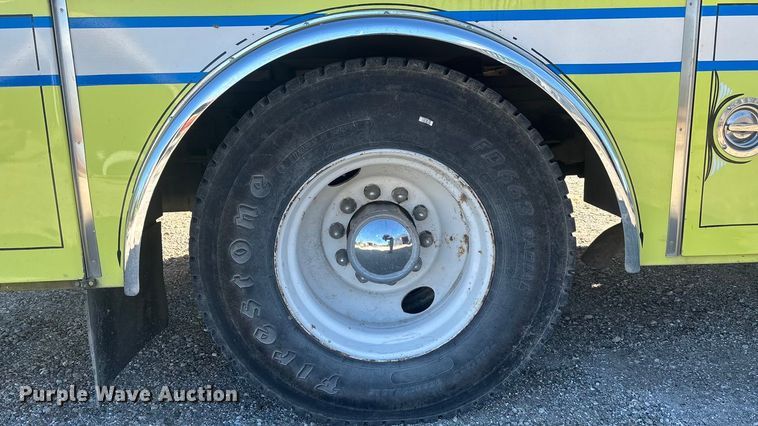 image for item DK0199 1986 Ford C8000 fire truck