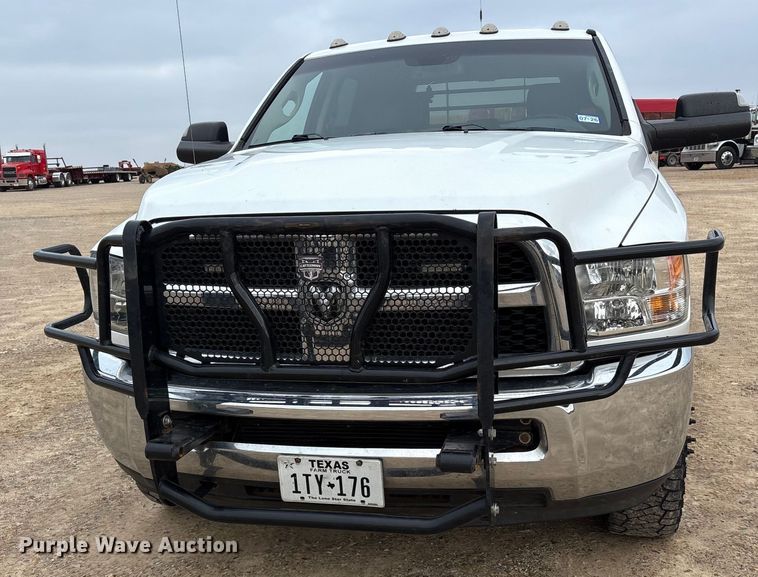 image for item DM1990 2017 RAM 3500HD Crew Cab flatbed pickup truck