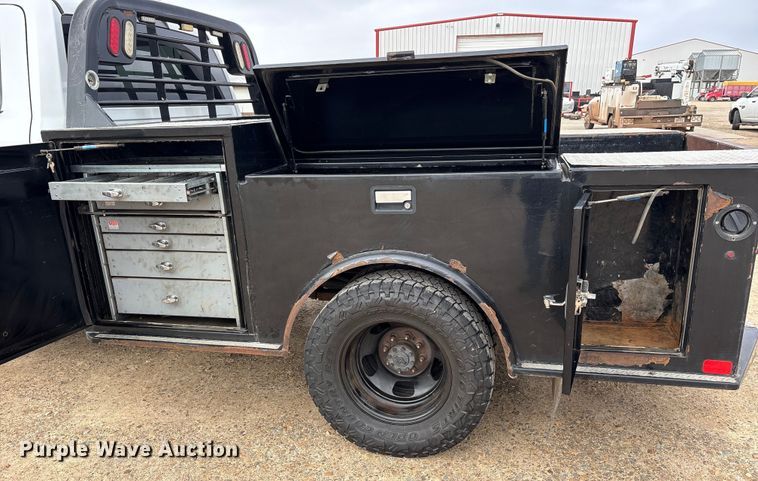 image for item DM1990 2017 RAM 3500HD Crew Cab flatbed pickup truck