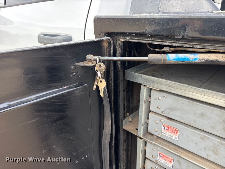 image for item DM1990 2017 RAM 3500HD Crew Cab flatbed pickup truck