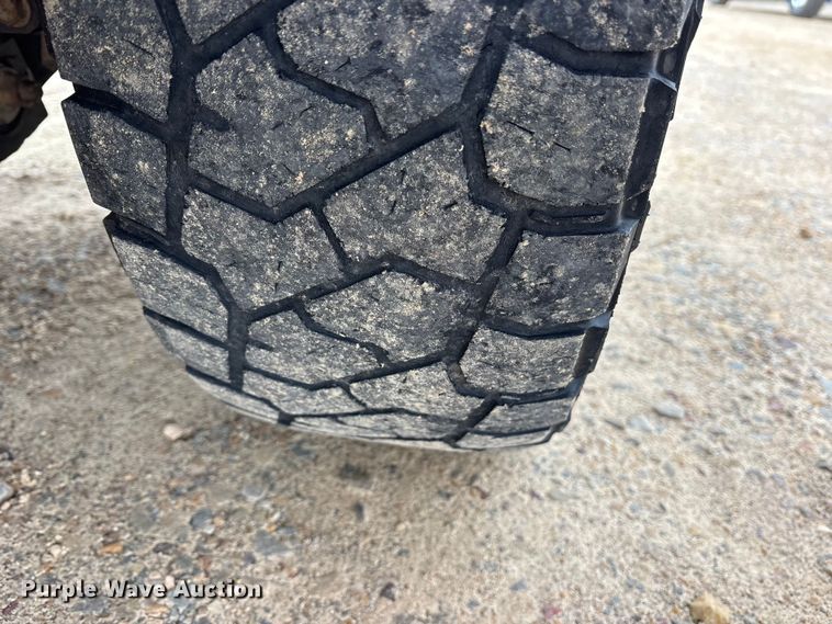 image for item DM1990 2017 RAM 3500HD Crew Cab flatbed pickup truck