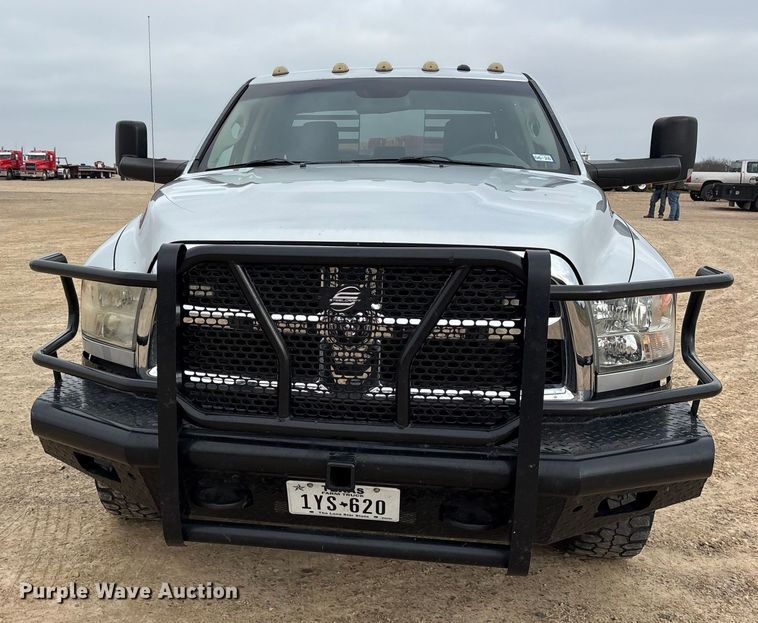 image for item DM1992 2016 RAM 3500HD Crew Cab flatbed pickup truck